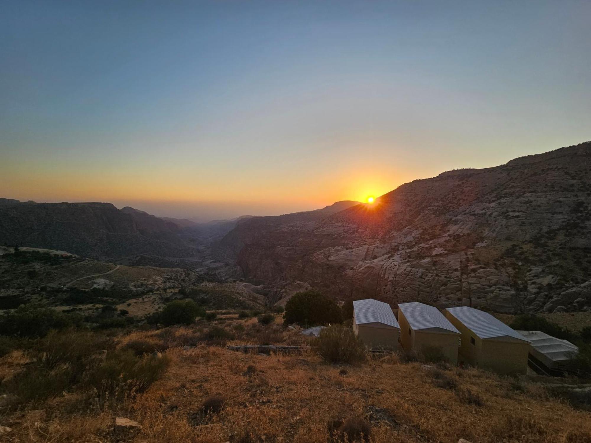 Dana Village Camp-Wadi Dana Eco Camp Екстериор снимка